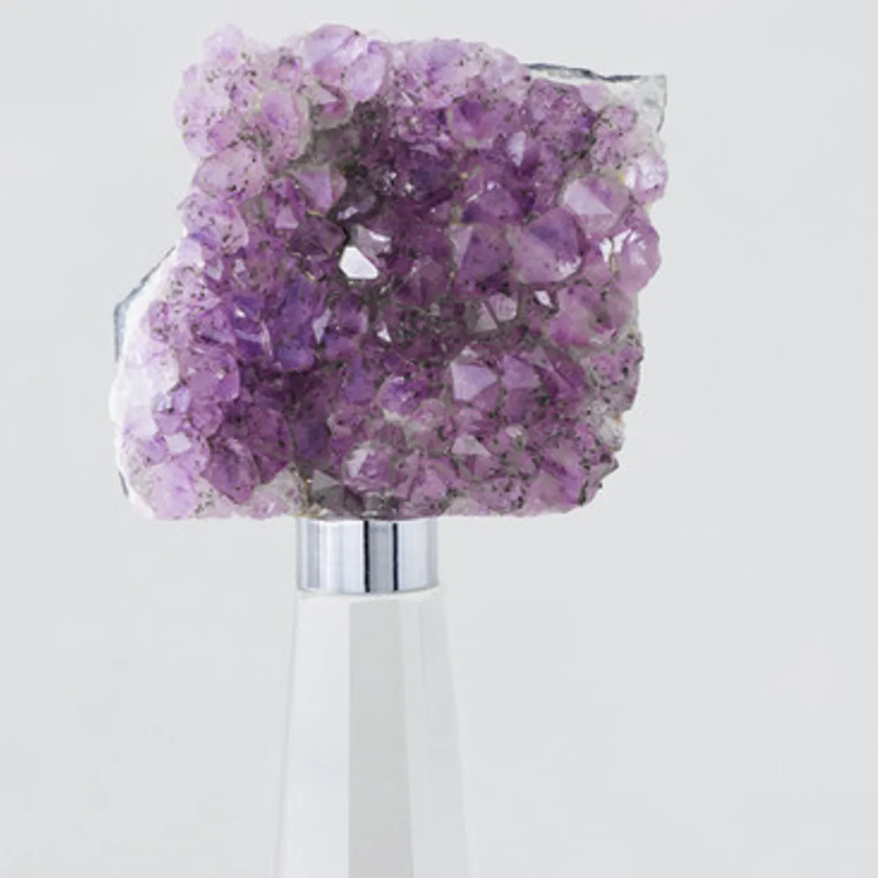 Z Gallerie Amethyst On Stand> Home Decor | Décor Sale