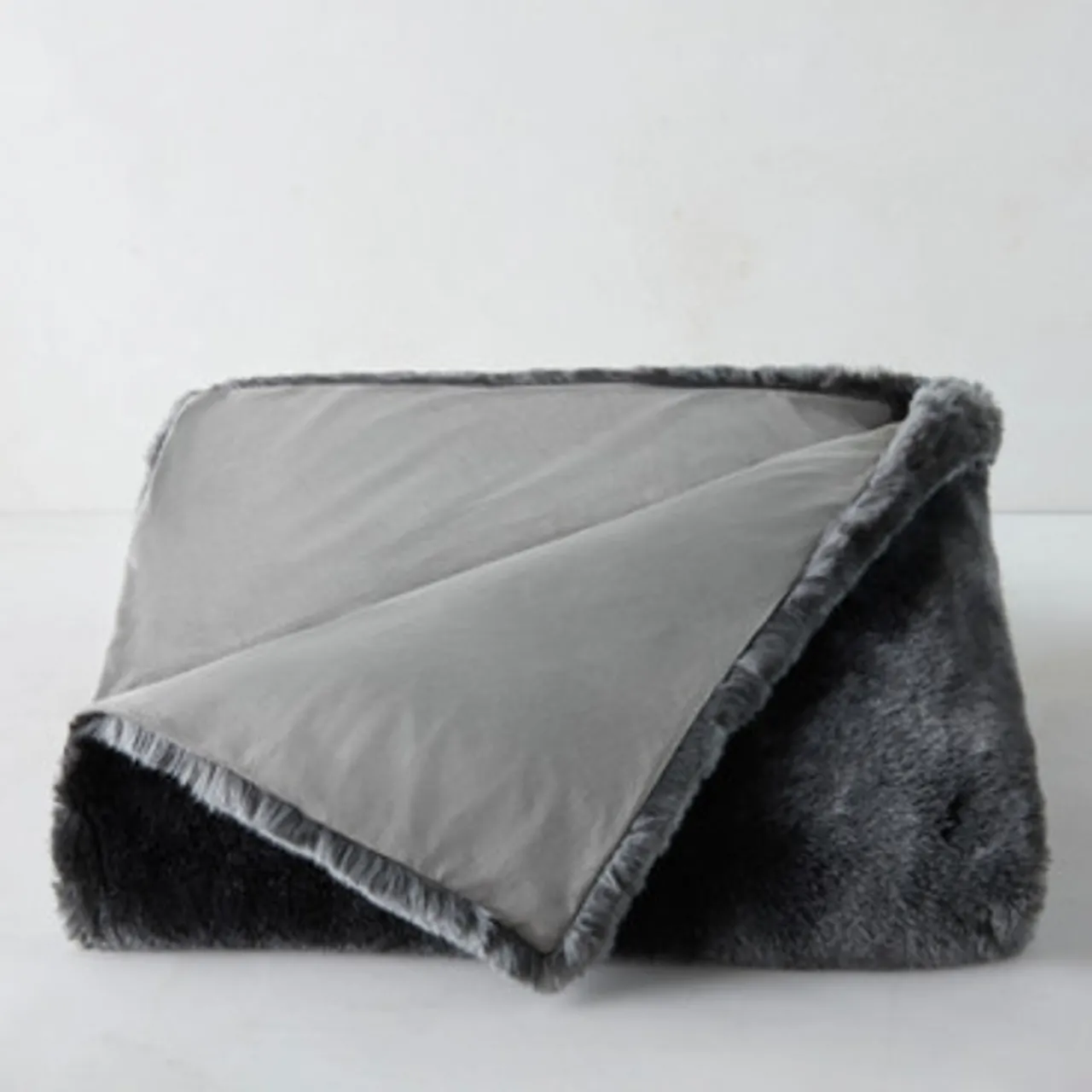 Z Gallerie Bijou Throw - Charcoal> Solid Throws | Textile Sale