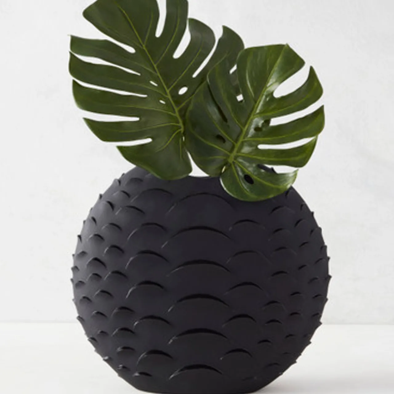 Z Gallerie Cobra Vase> Home Decor | Décor Sale