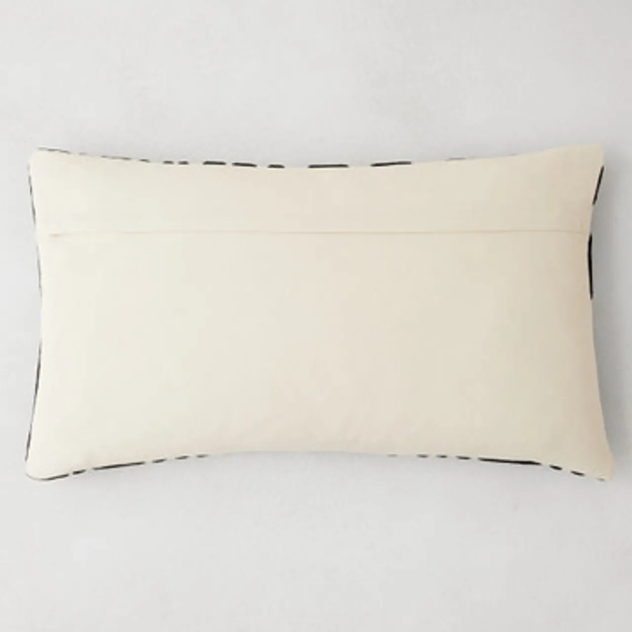 Z Gallerie Nemy Lumbar Pillow - Black/White> Textile Sale | New Pillows