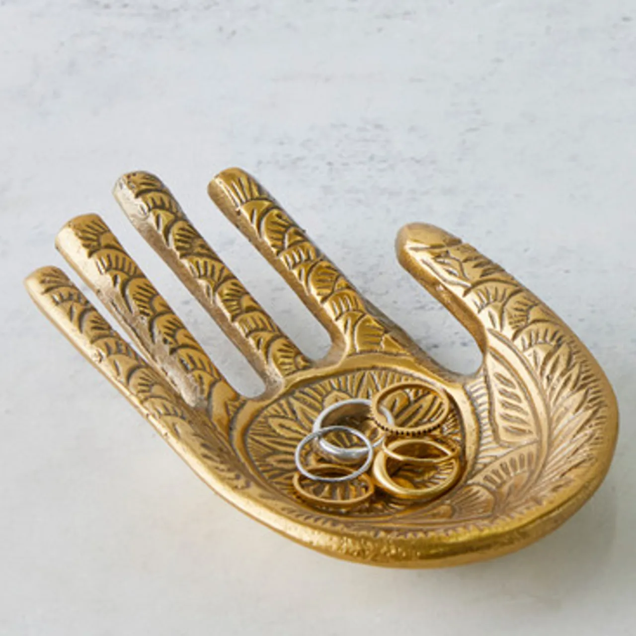 Z Gallerie Nikki Chu - Hamsa Hand Trinket Dish> Jewelry Boxes | Décor Sale