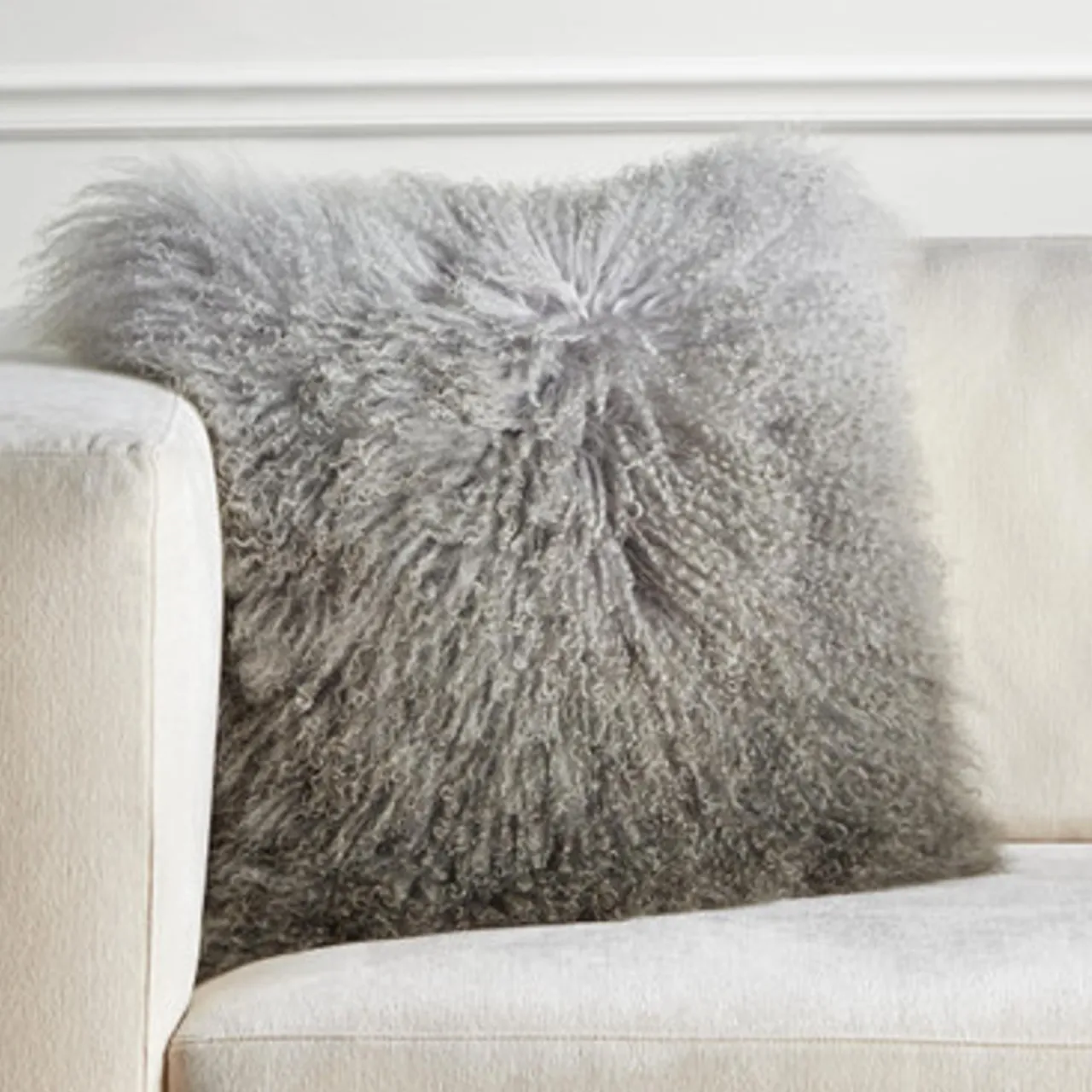 Z Gallerie Ombre Mongolian Pillow 22" - Grey/Charcoal> Textile Sale | Mongolian & Fur Pillows