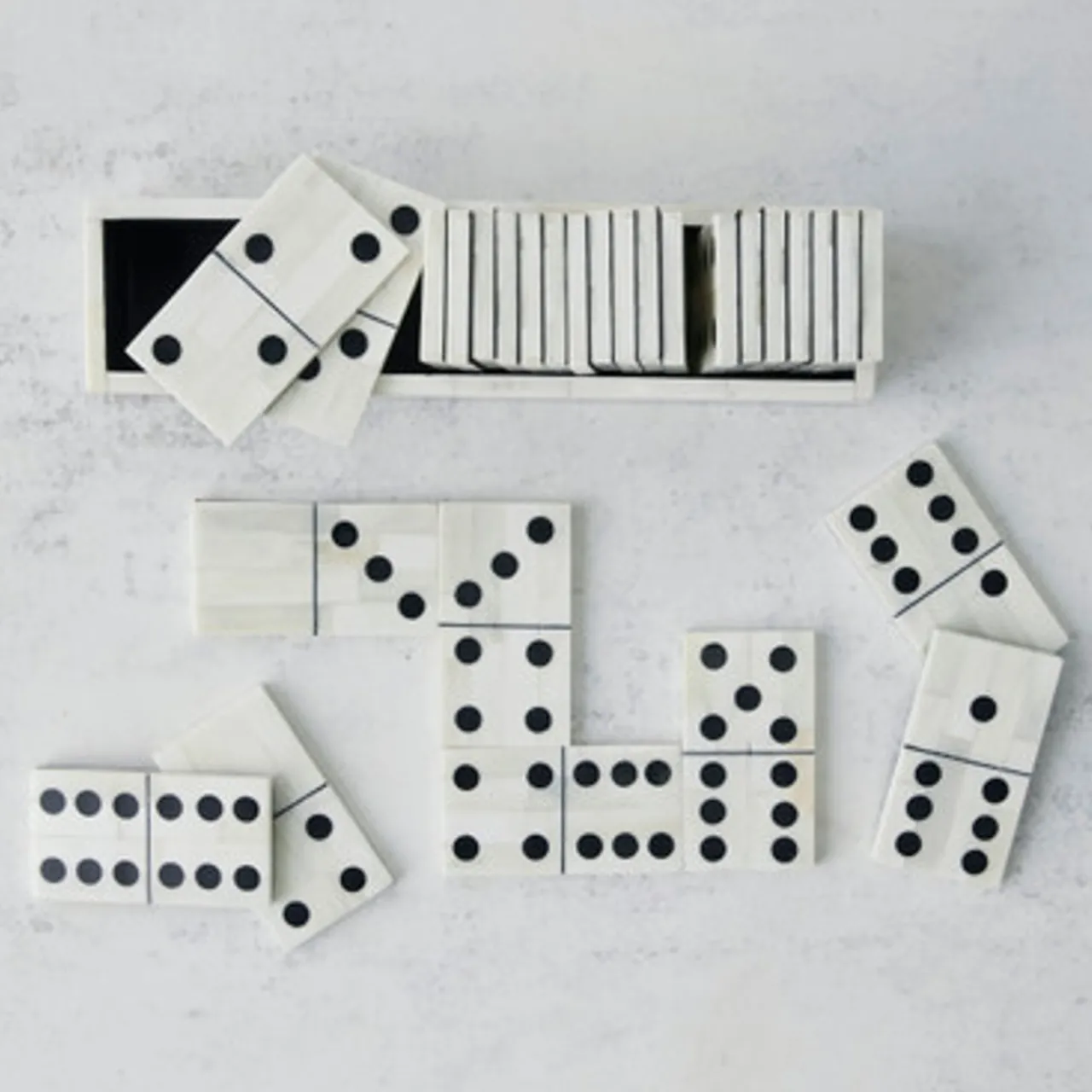 Z Gallerie Oversized Dominos In Holder> Games | Décor Sale