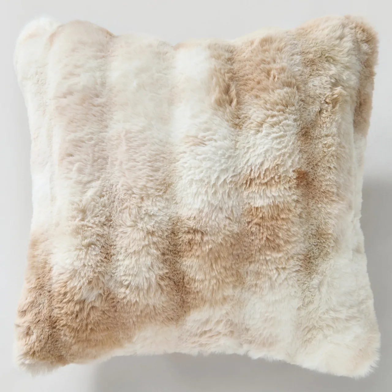 Z Gallerie Sable Pillow 18"> Textile Sale | Faux Fur Pillows