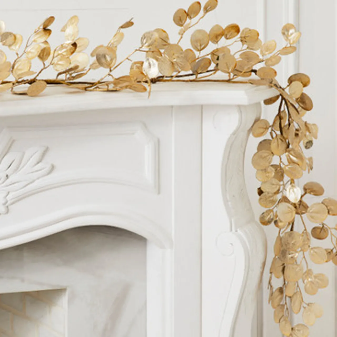 Z Gallerie Shimmer Eucalyptus Garland> Floral | Pre-lit Trees & Garland