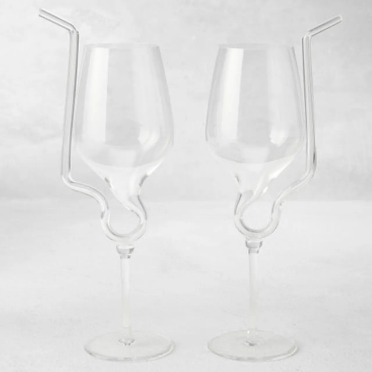 Z Gallerie Straw Wine Glass - Set of 2> Barware & Entertaining | Tabletop Sale